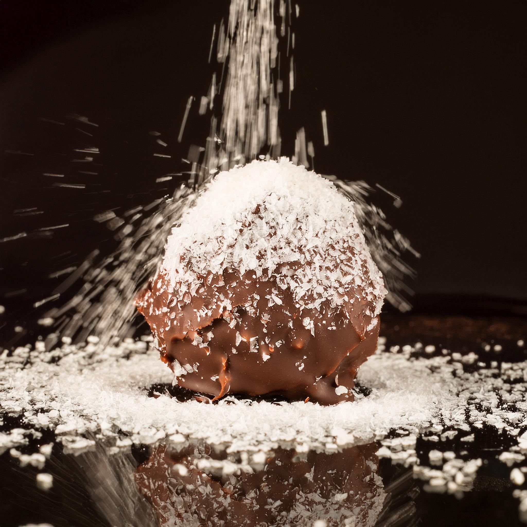 Tartufini proteici cocco e cioccolato fondente